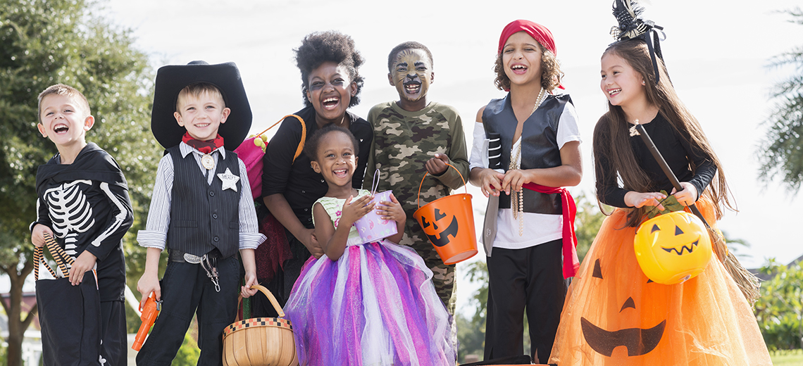 childrens dressing up